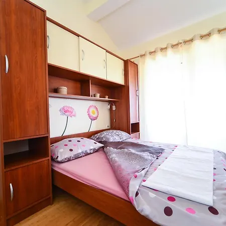 דירה Ivan זאדאר