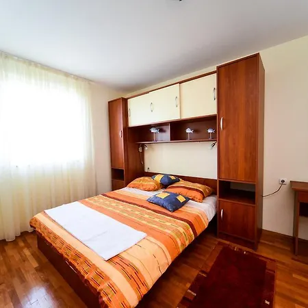 דירה Ivan זאדאר