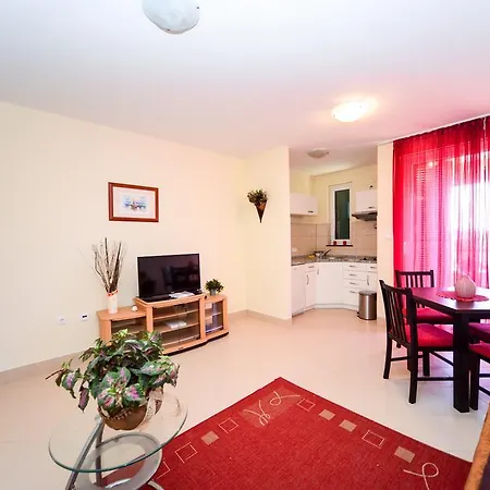 Apartment Ivan *